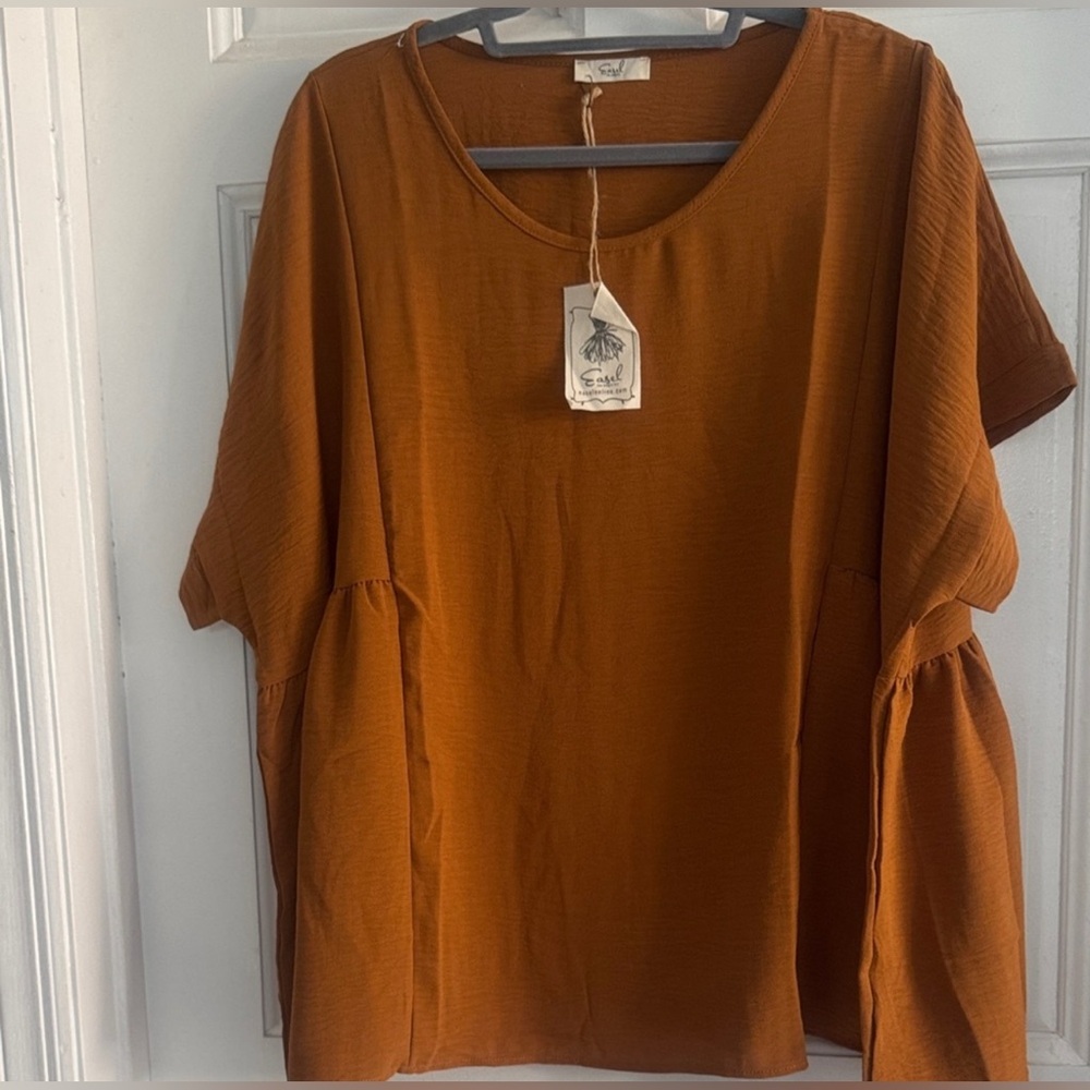 NWT EASEL Women's Rust Top I have a M & a L